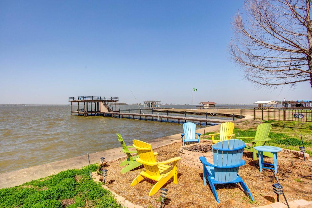Cedar Creek Lakefront Vacation Rental With Pool Gun Barrel City Eksteriør billede